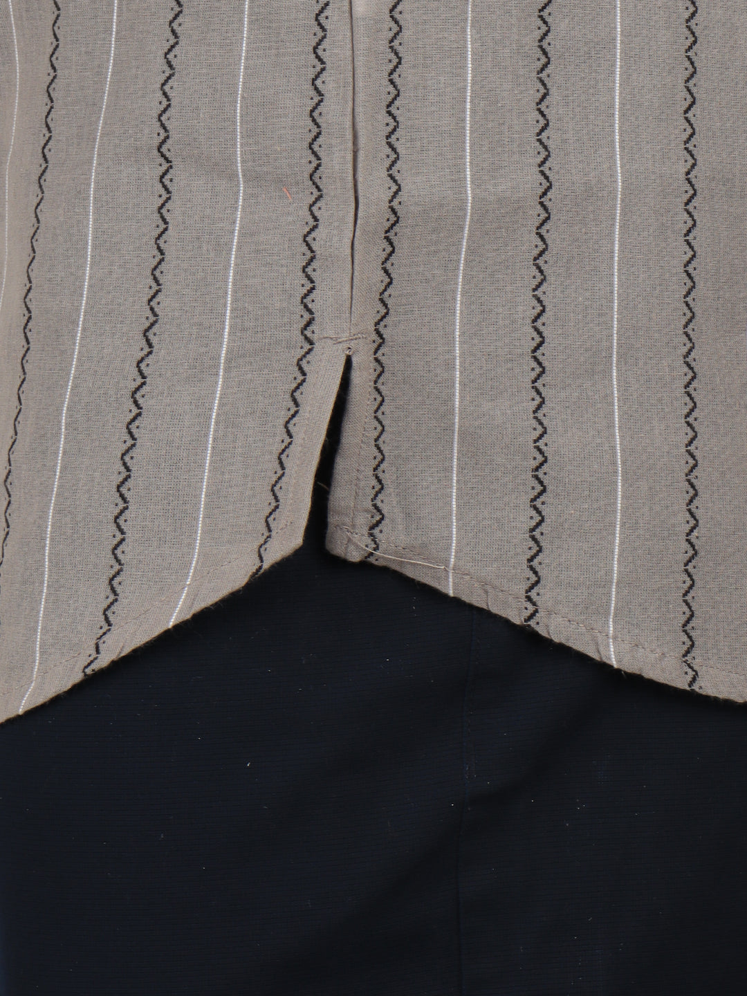 Men Cotton Short Length Stripes Pocket Kurta Silver Grey RJ35