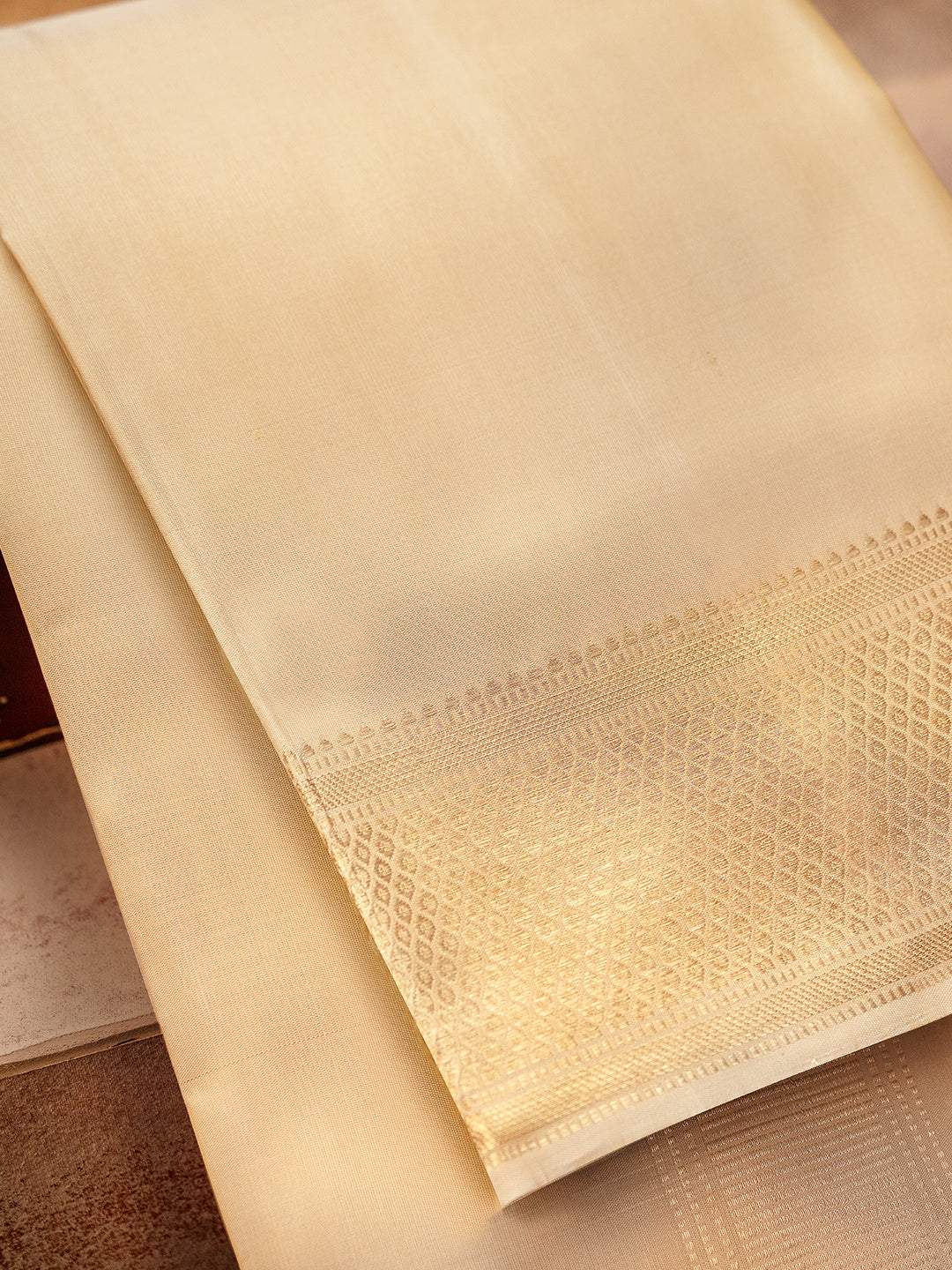 Premium Pure Silk Gold 4" Jari Border Plain Dhoti - Kalasam