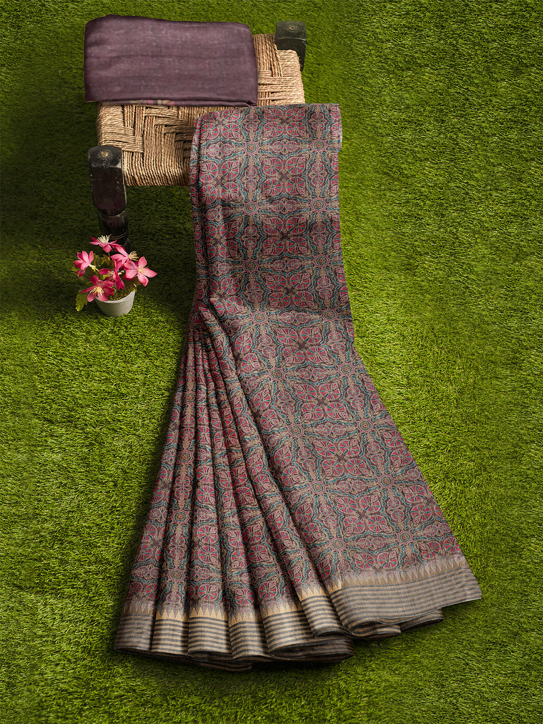 Women Multi Colour Tissue Printed Saree TS39