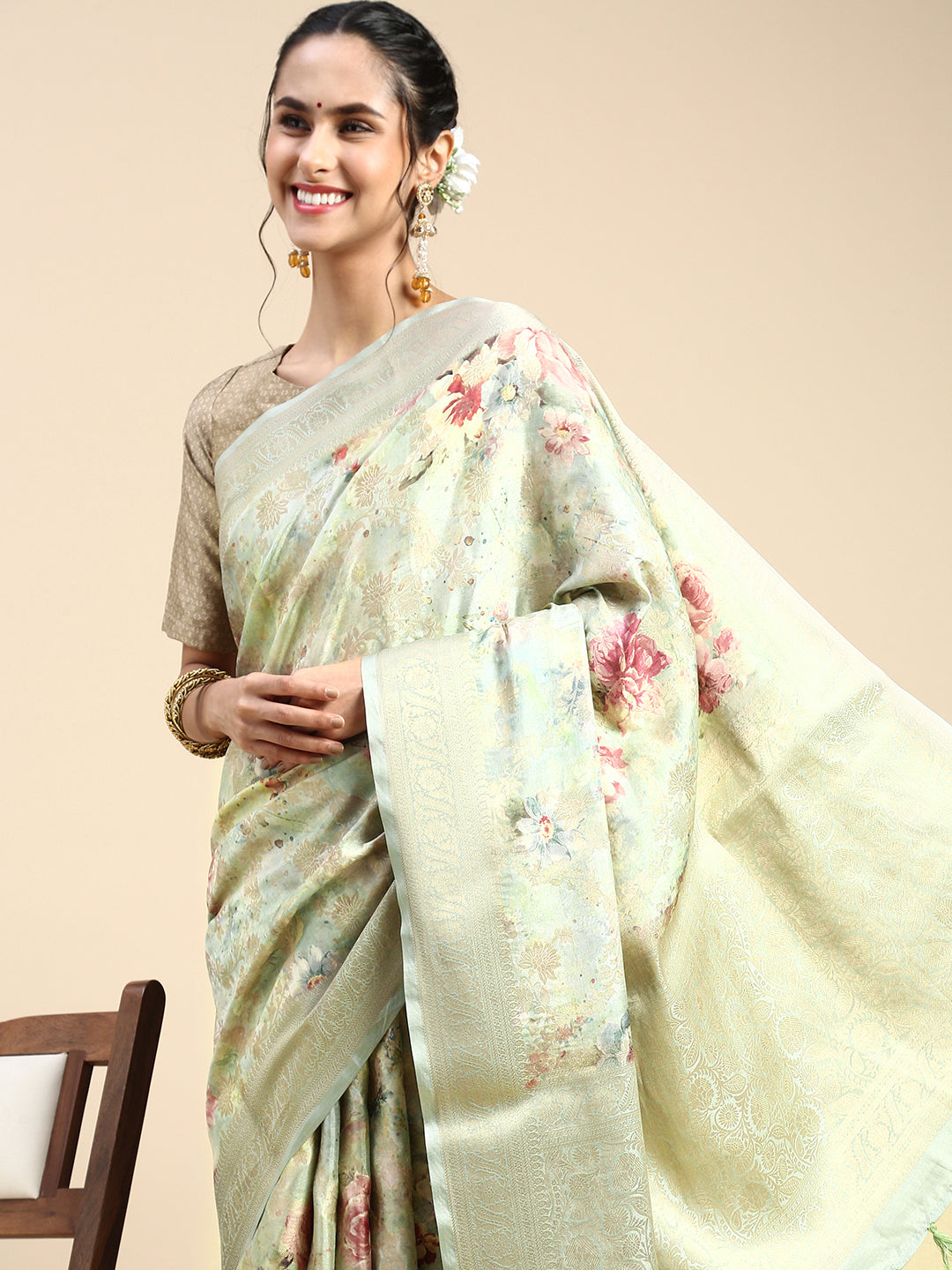 Women Light Green With Floral Printed Dola Semi Weaving Printed Saree DSP06-Side view