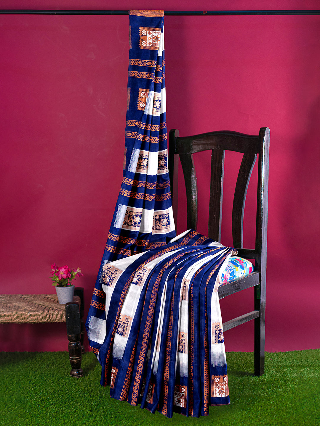 Women Dark Blue Colour Stylish Art Silk Fancy Jari Border Saree SS105