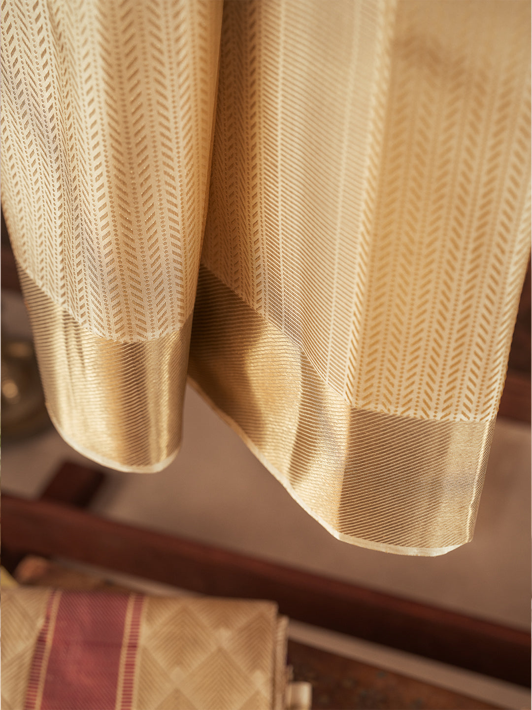 Pure Silk 4½" Fawn Dhoti & Towel Wedding Set – Amirtham Half Fine Jari Self-Weave Design