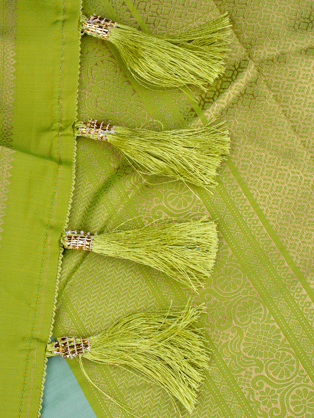 Womens Semi Silk Saree Green SS201