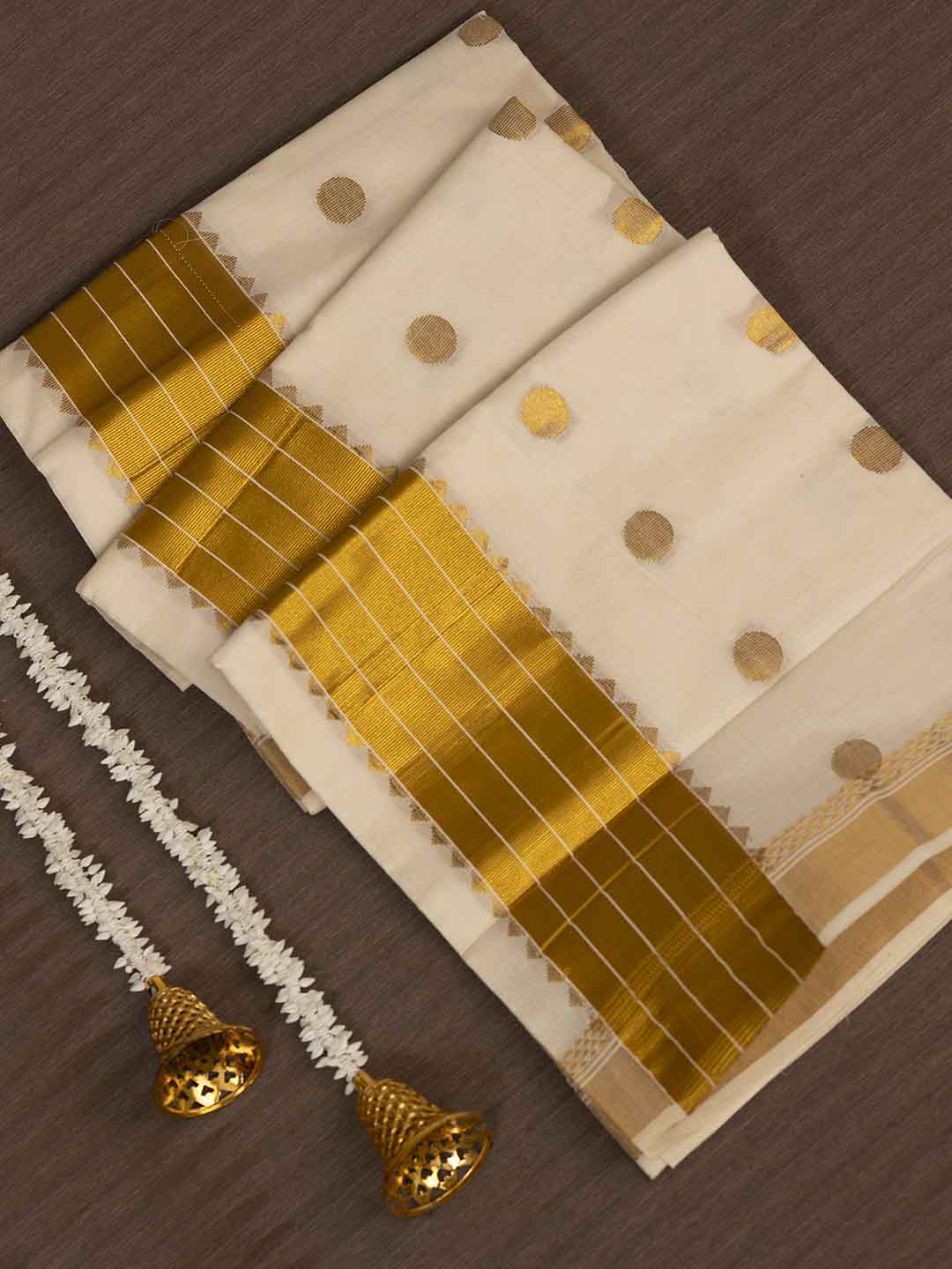 Women Kerala Cream Traditional Fancy Gold Printed Saree KS203
