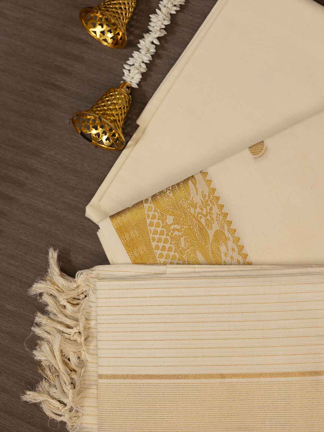 Women Kerala Traditional Cream Cotton Dress Material DM315