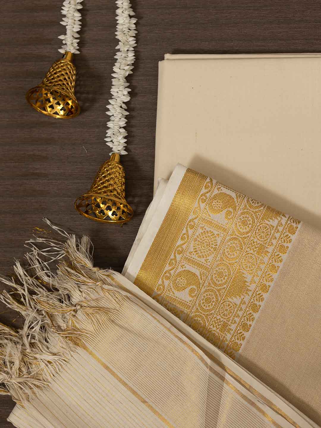 Women Traditional Tissue Fabric Dress Material DM314