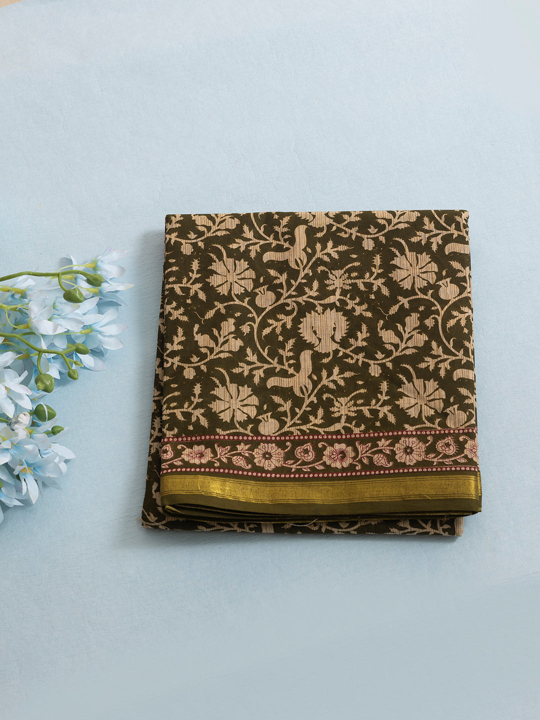 Women ArmyGreen Pure Cotton Printed Saree SCS163