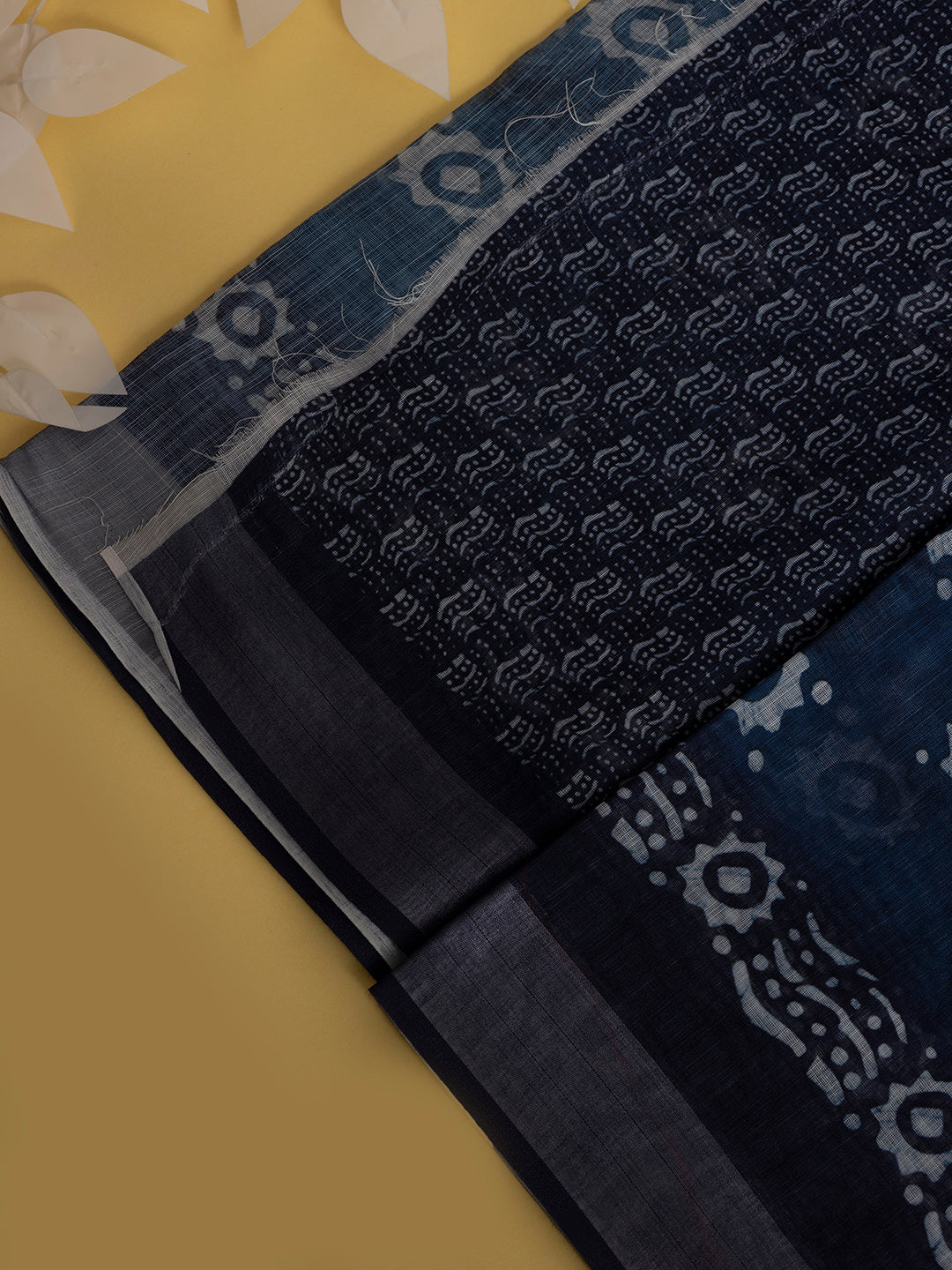 Women Navy Semi Linen Printed Saree SL179