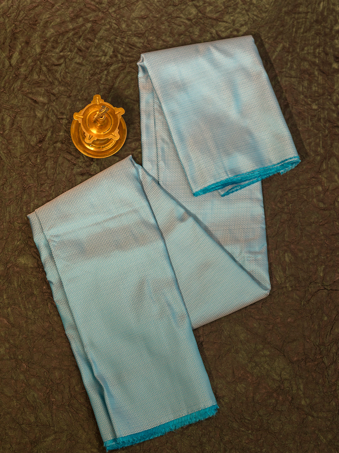 Men Blue Silk Shirting Fabric HBC07