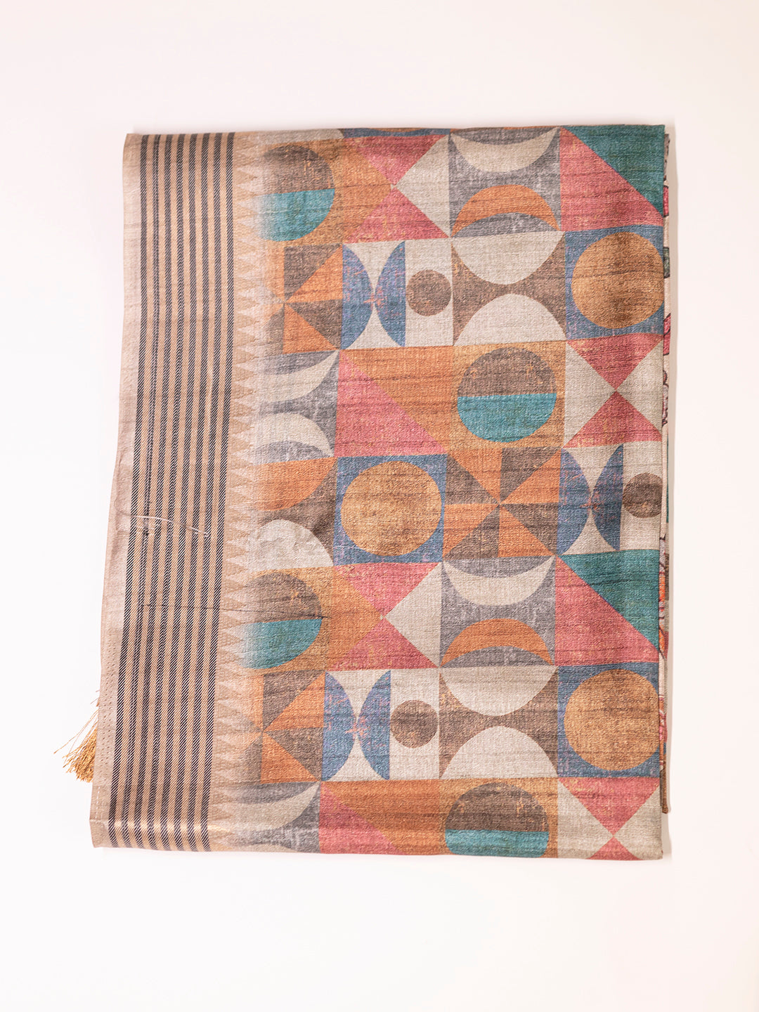 Women Multi Colour Tissue Printed Saree TS33