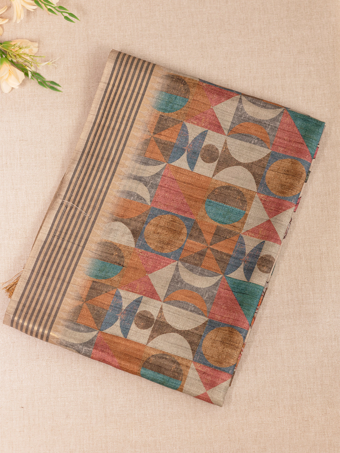 Women Multi Colour Tissue Printed Saree TS33
