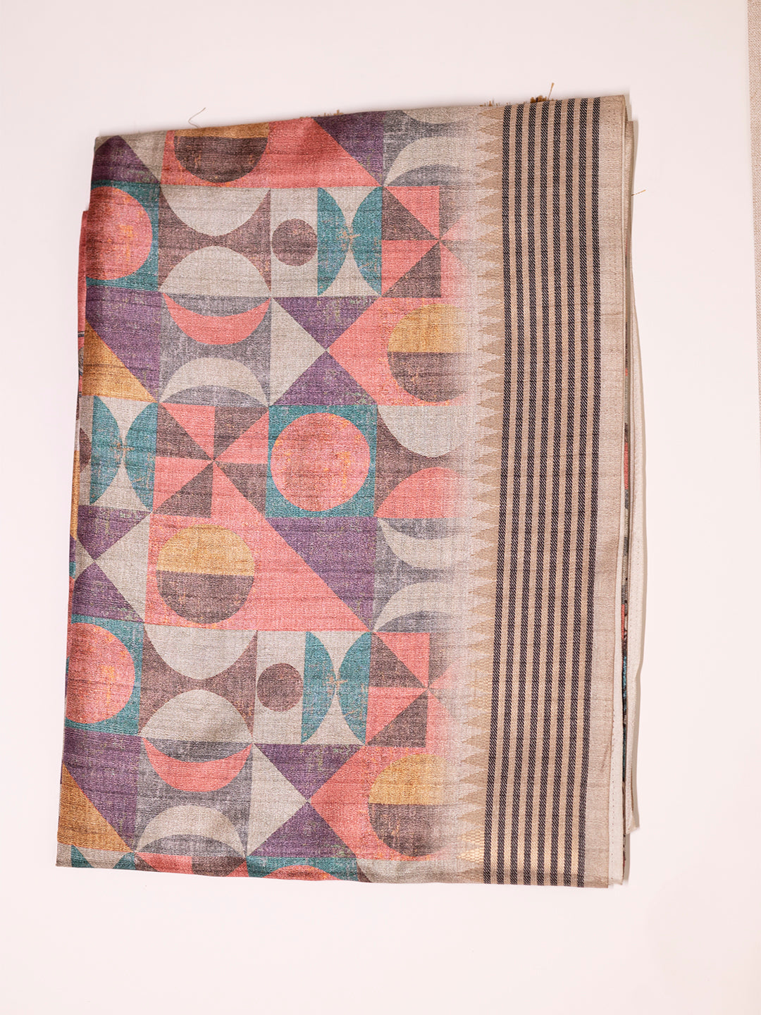 Women Multi Colour Tissue Printed Saree TS36