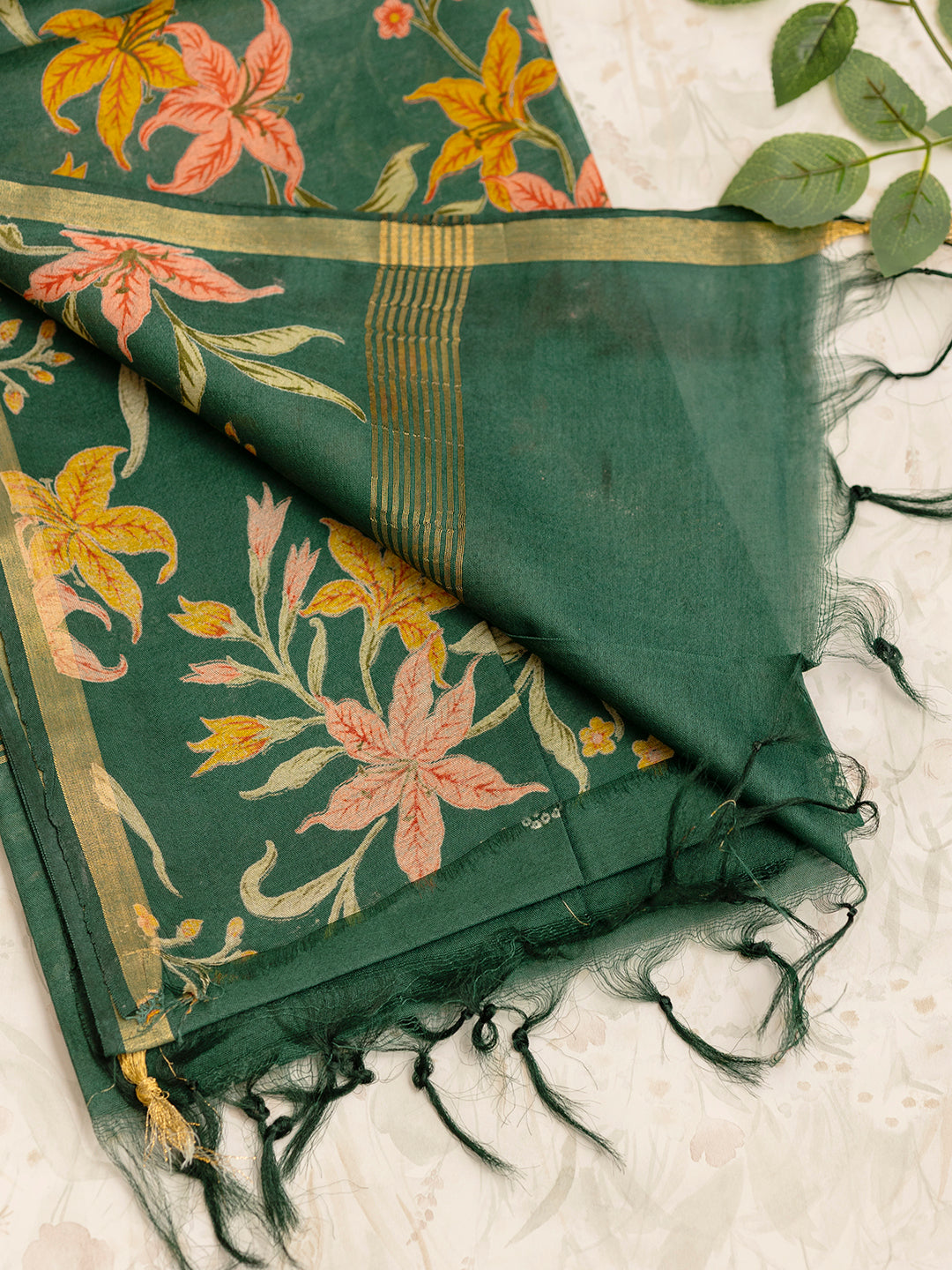 Women Green Semi Tussar Saree ST226
