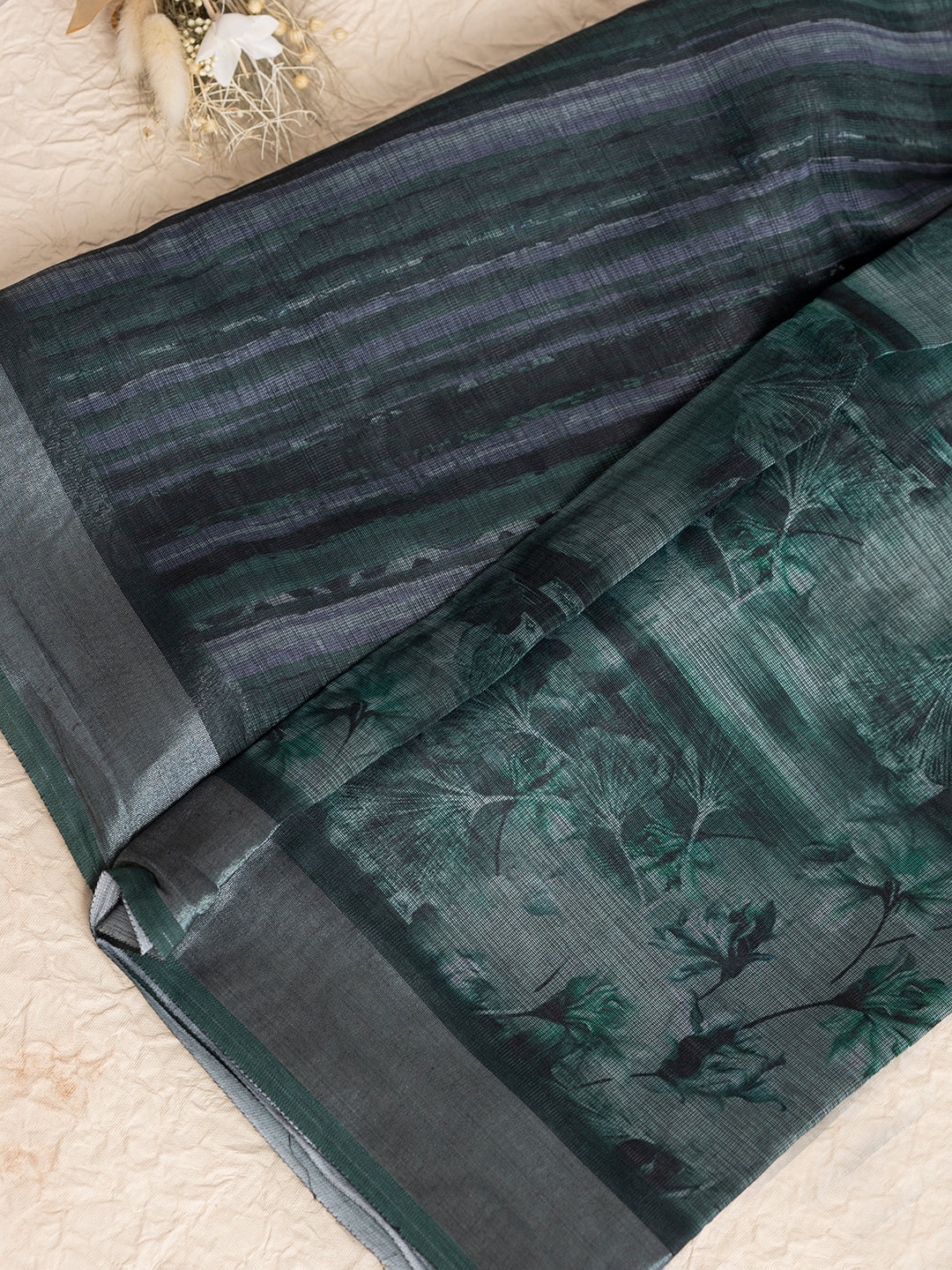 Women Green Semi Linen Saree SL206