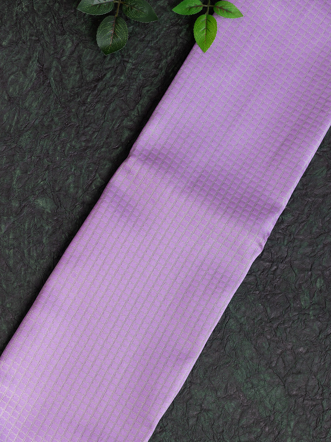 Women Lavender Art Silk Checked Jacquard Saree ASS40