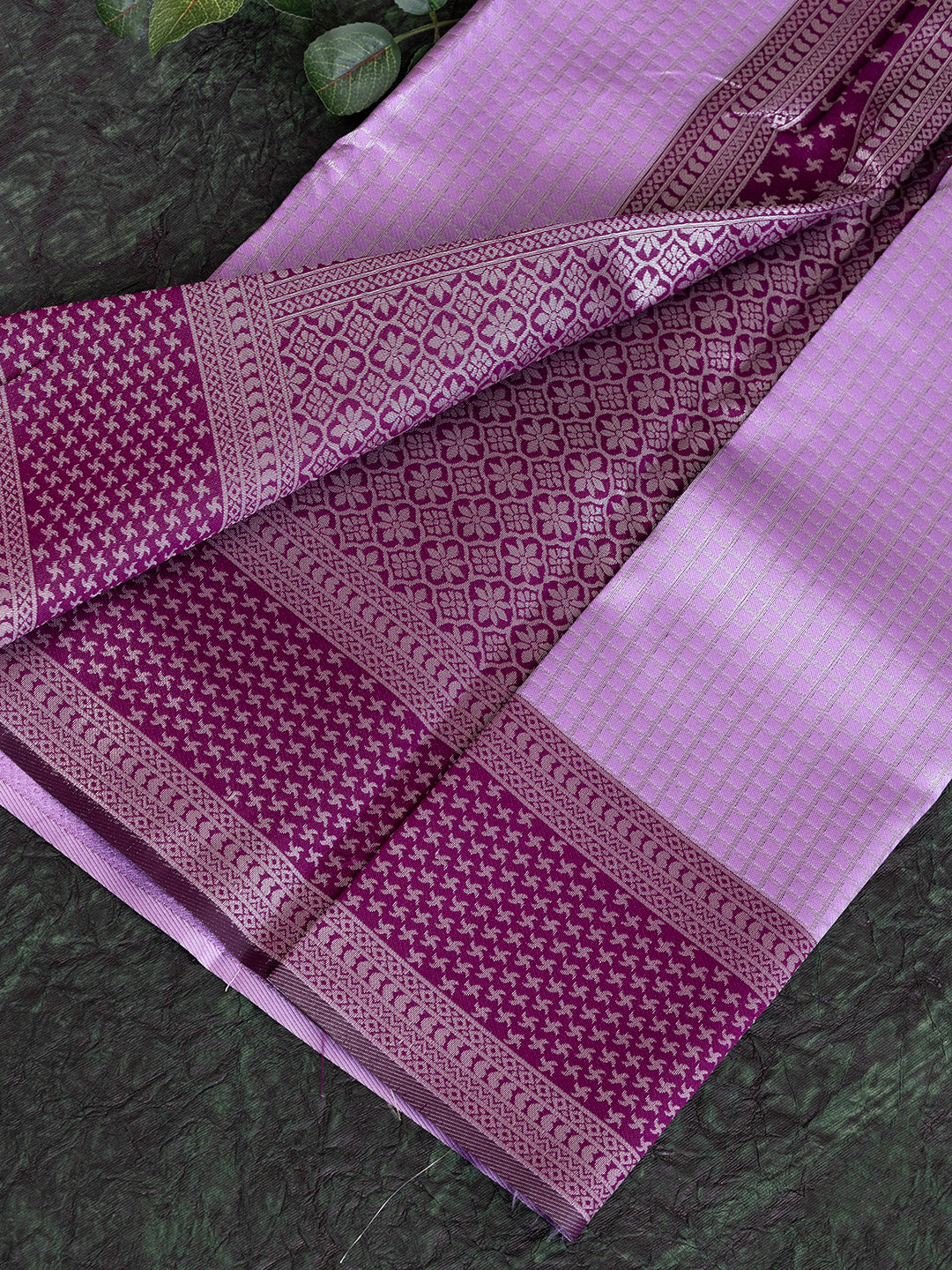 Women Lavender Art Silk Checked Jacquard Saree ASS40