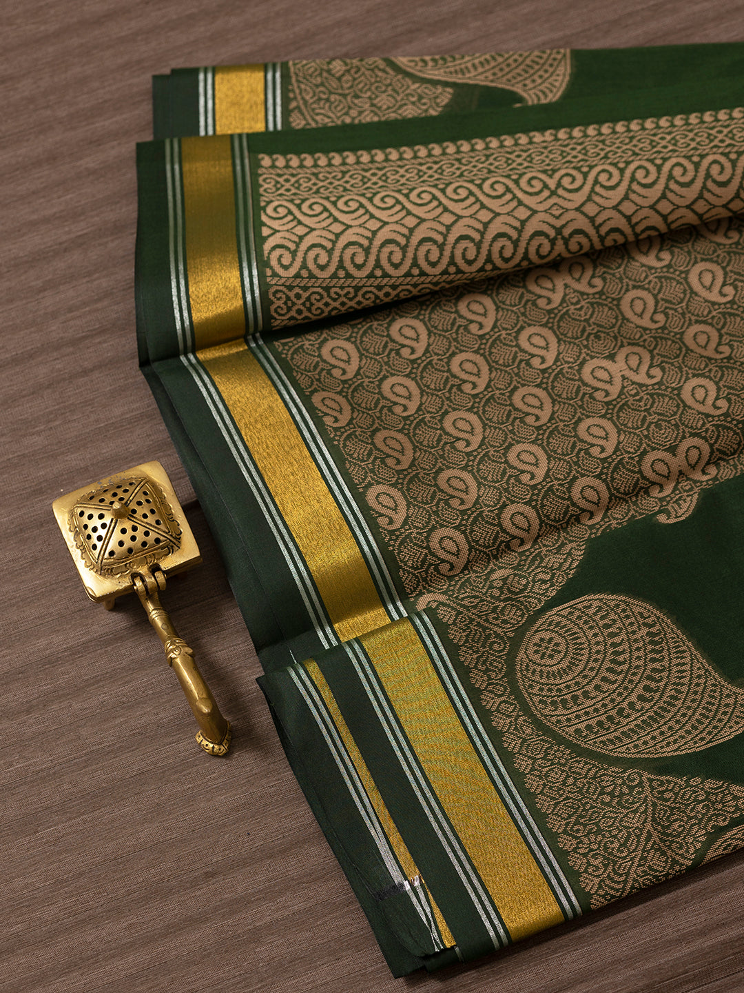 Women Green Kora Cotton Saree PCS150