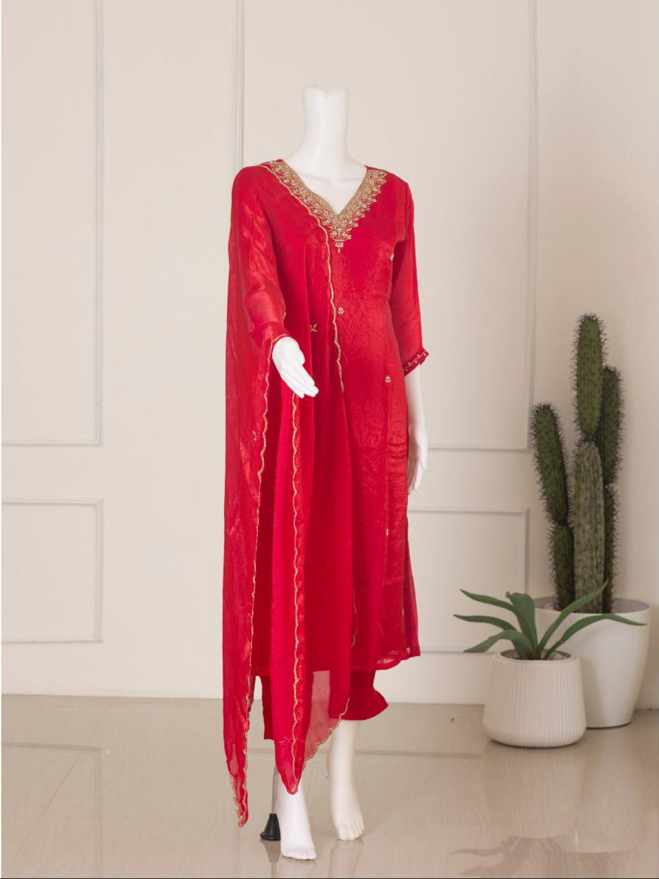 Women Silky Crush Embroidered Kurti Set Red EKS72