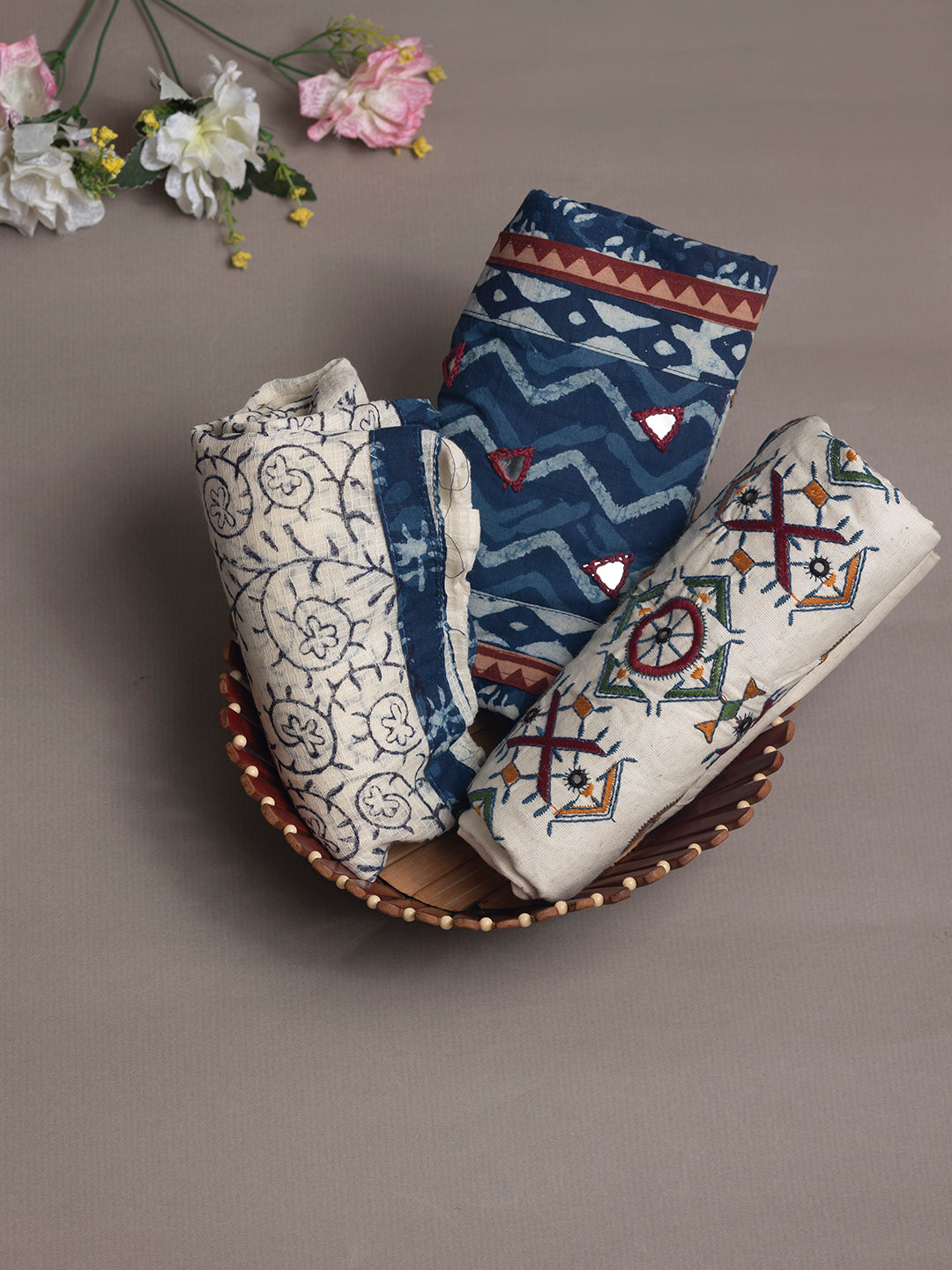 Women Kerala Printed Dress Material Blue with Cream DM310
