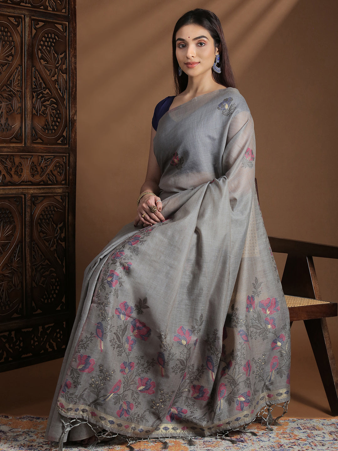 Women Grey Cotton Weaving Saree PCS250