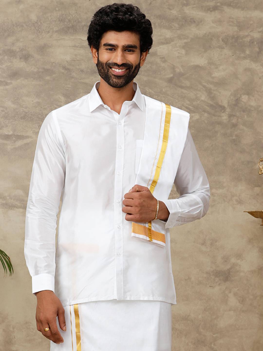 Men Pure Silk White Towel with 1 1/2" inch Jari Border Rajahamsa