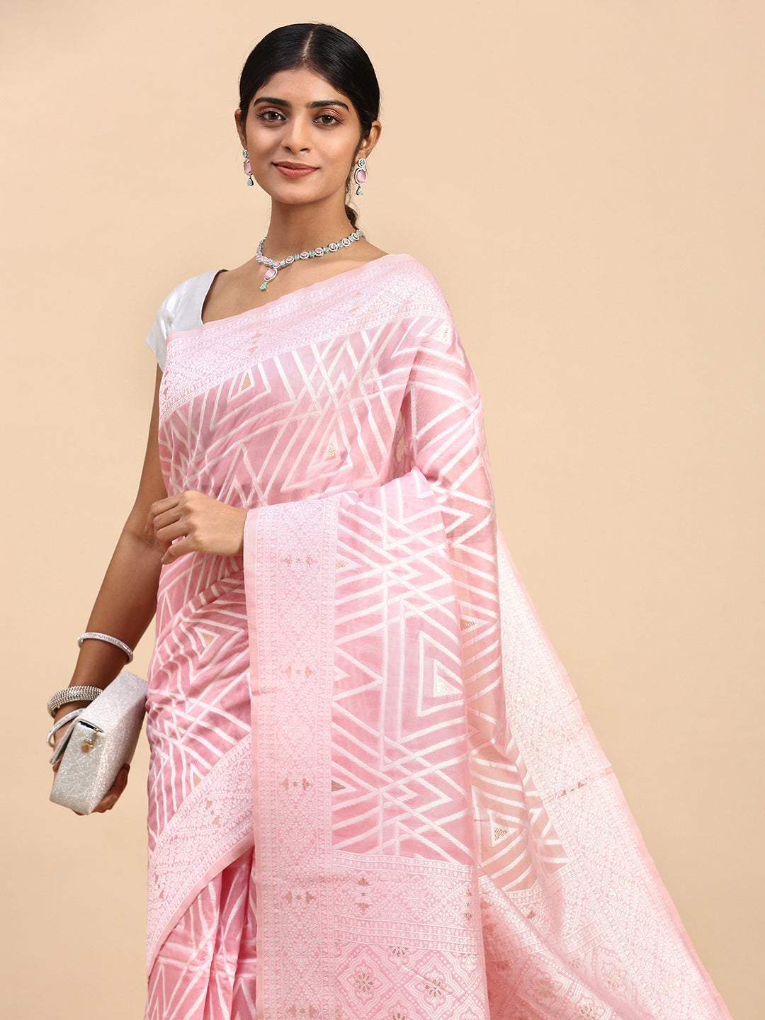 Women Semi Cotton Printed Saree Light Pink SCS111