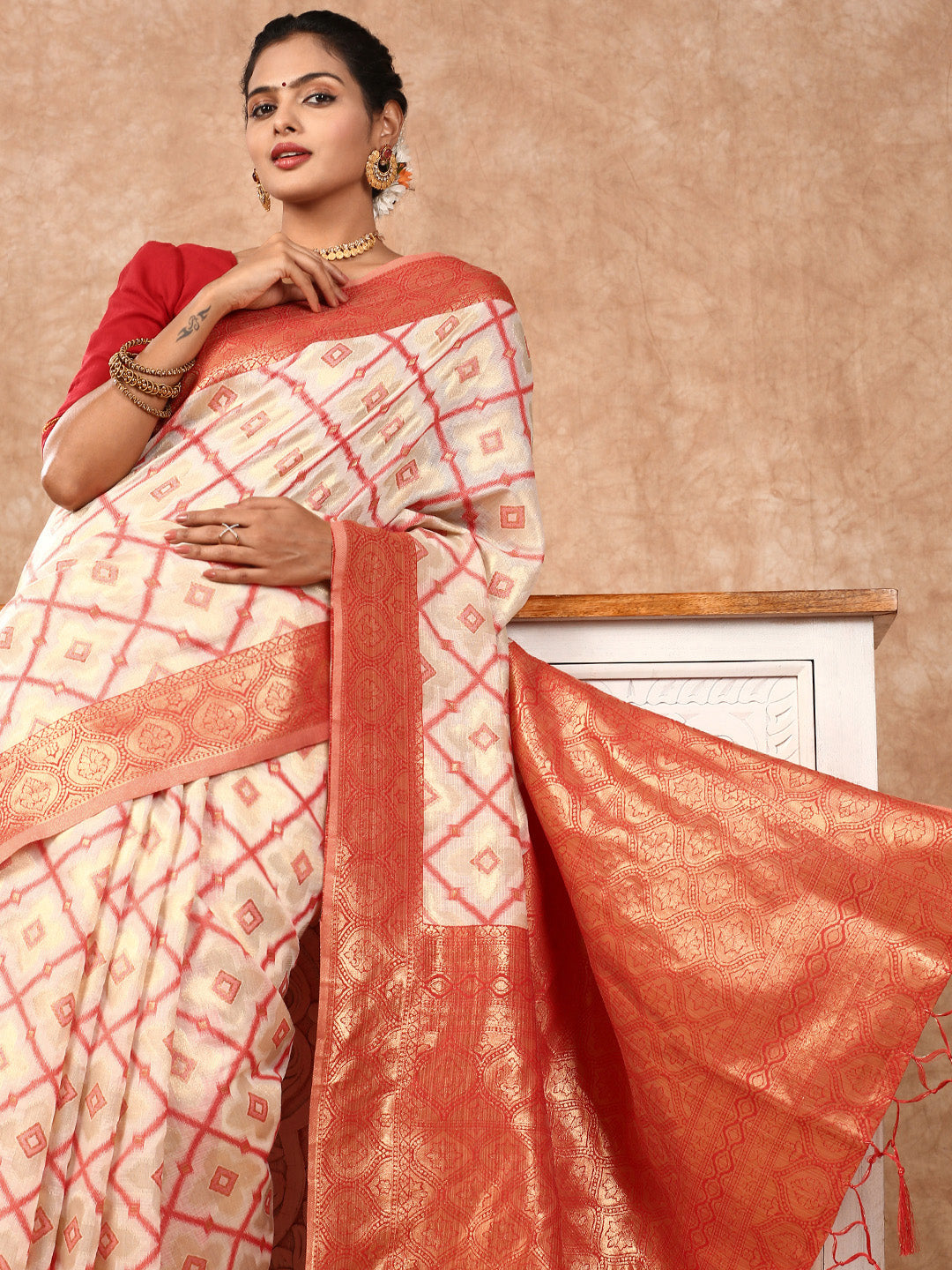 Womens Semi Silk Saree Red SS217