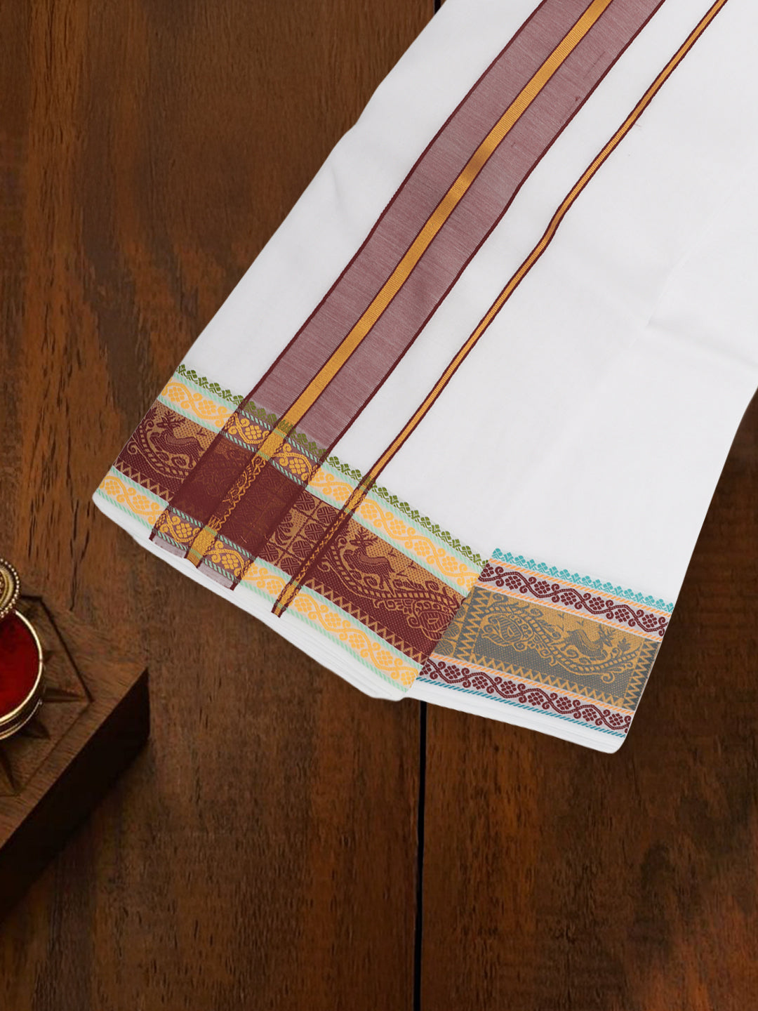 Men Cotton Maroon Fancy Border Panchakacham with Angavasthram Vishvadeva (9+5) VD04