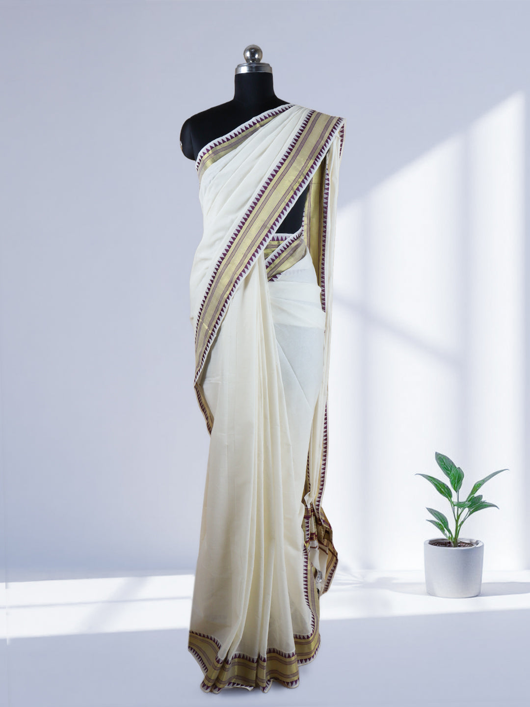 Women Traditional Kerala Cream Saree KS205