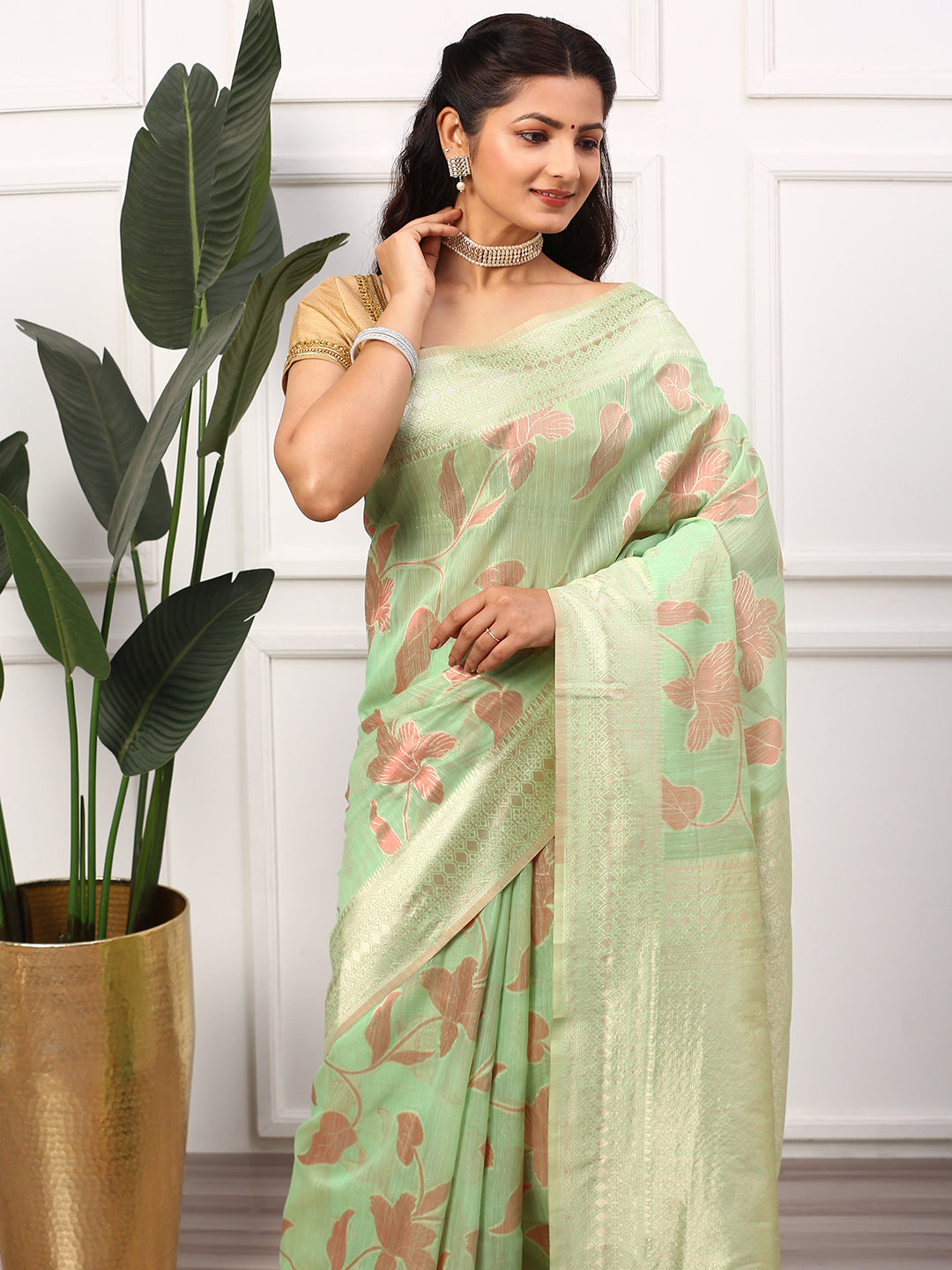 Women Semi Linen Weaving Saree Green SL130