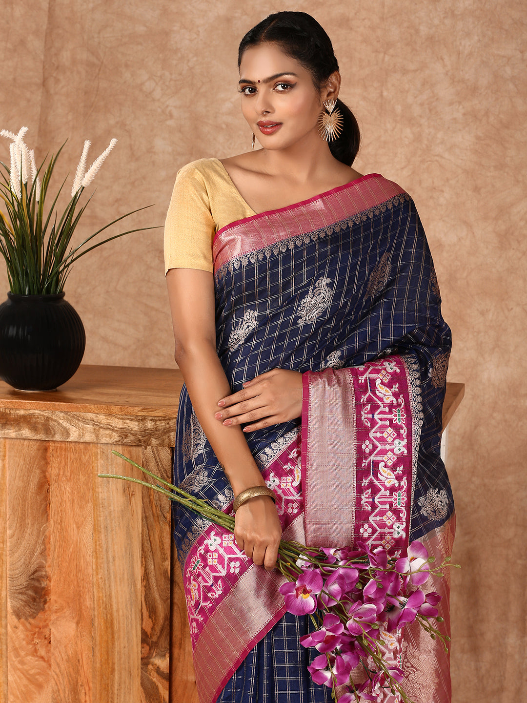 Women Semi Raw Silk Weaving Saree Blue SRS89