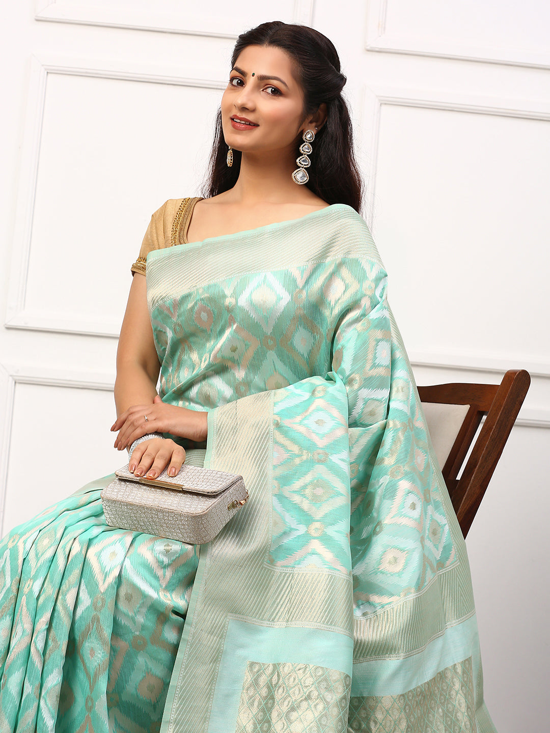 Women Semi Linen Weaving Saree Green SL146