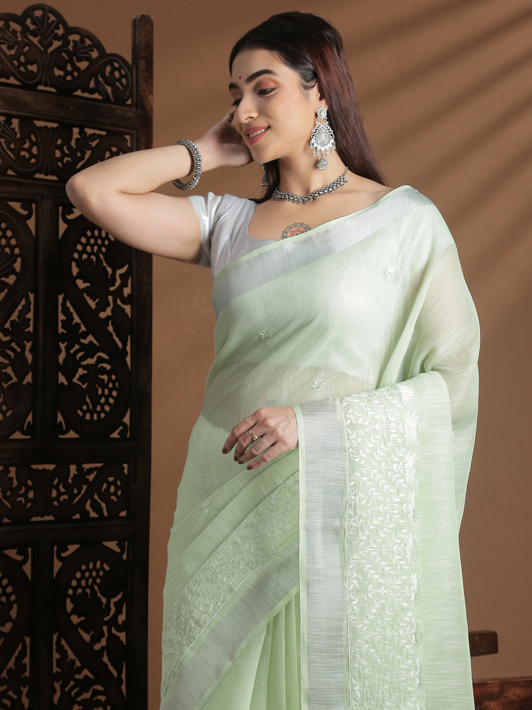 Women Light Green Semi Linen Embroidered Saree SL240