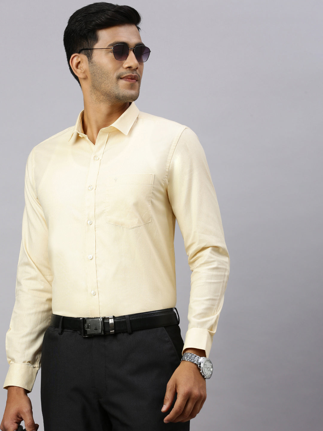 Mens Full Sleeve Smart Fit Pale Yellow Classic Shirt
