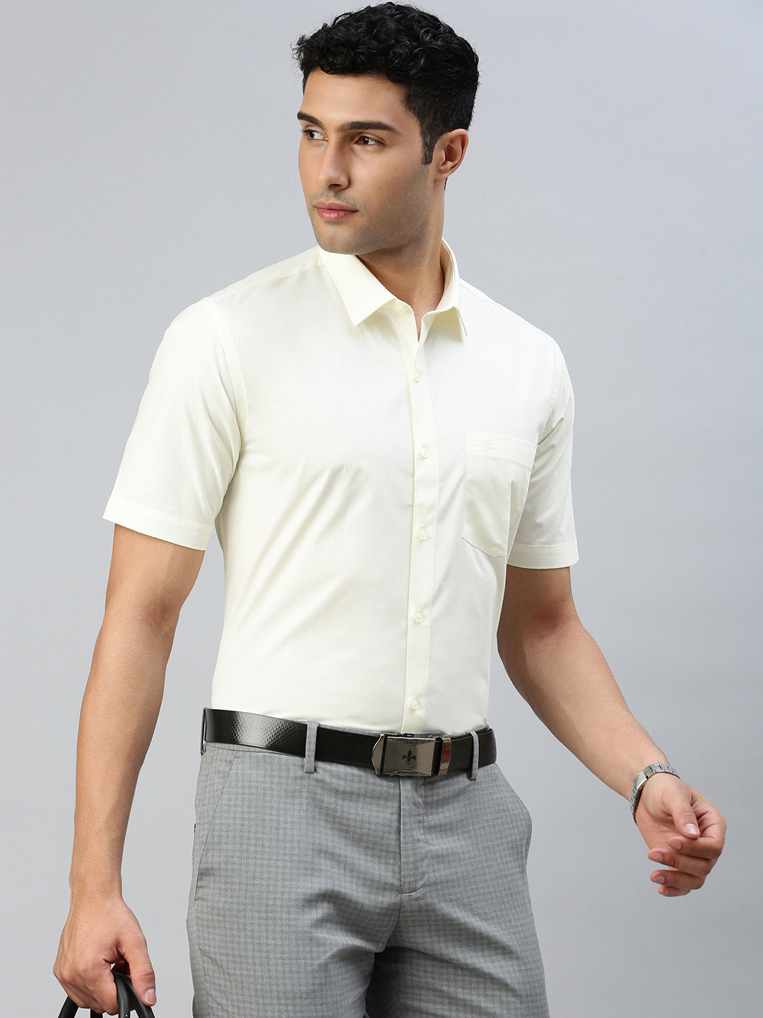 Men 100% Cotton Shirt Cream Sammantham