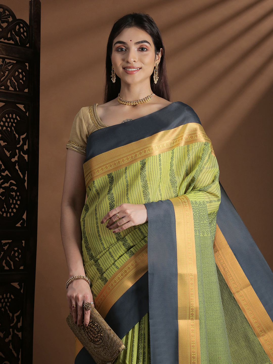 Women Peridot Green Kora Cotton Saree SK133