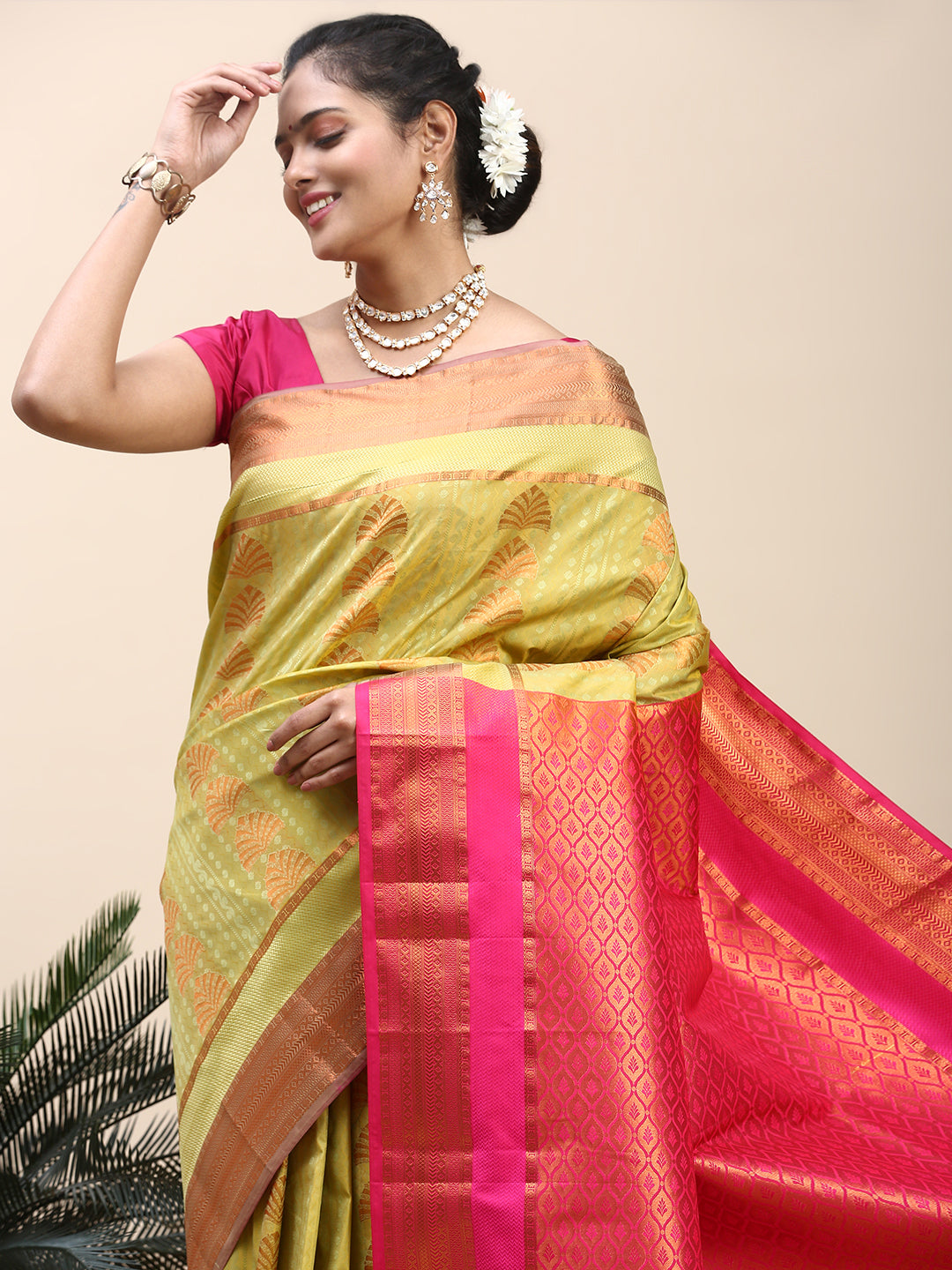 Women Semi Silk Saree Green SS307