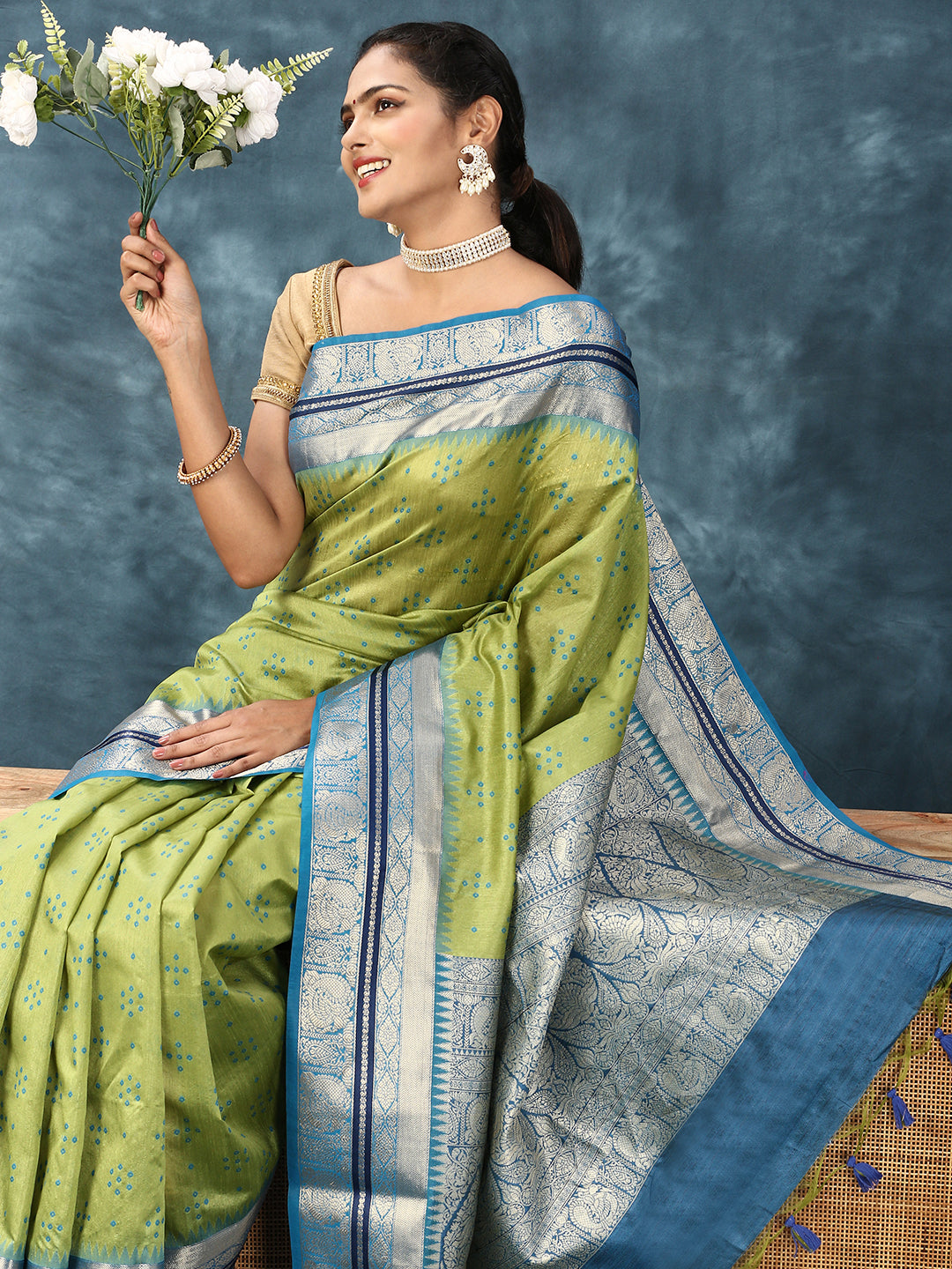 Womens Semi Cotton Weaving Saree SCS97