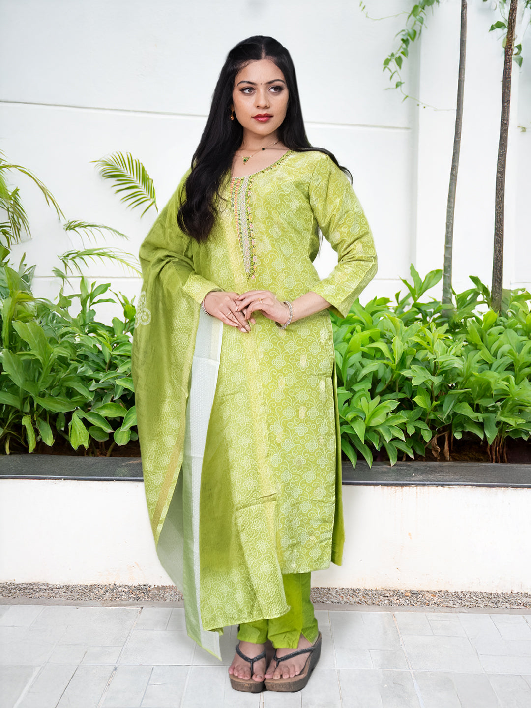 Women Light Green MM Silk Printed Kurti Set EKS112