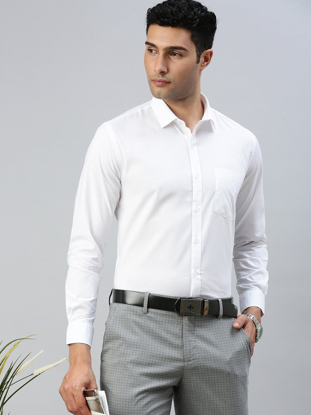 Mens Cotton Smart Fit White Shirt Trendy