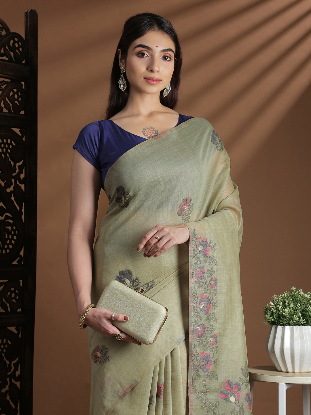 Women Green Cotton Weaving Saree PCS248