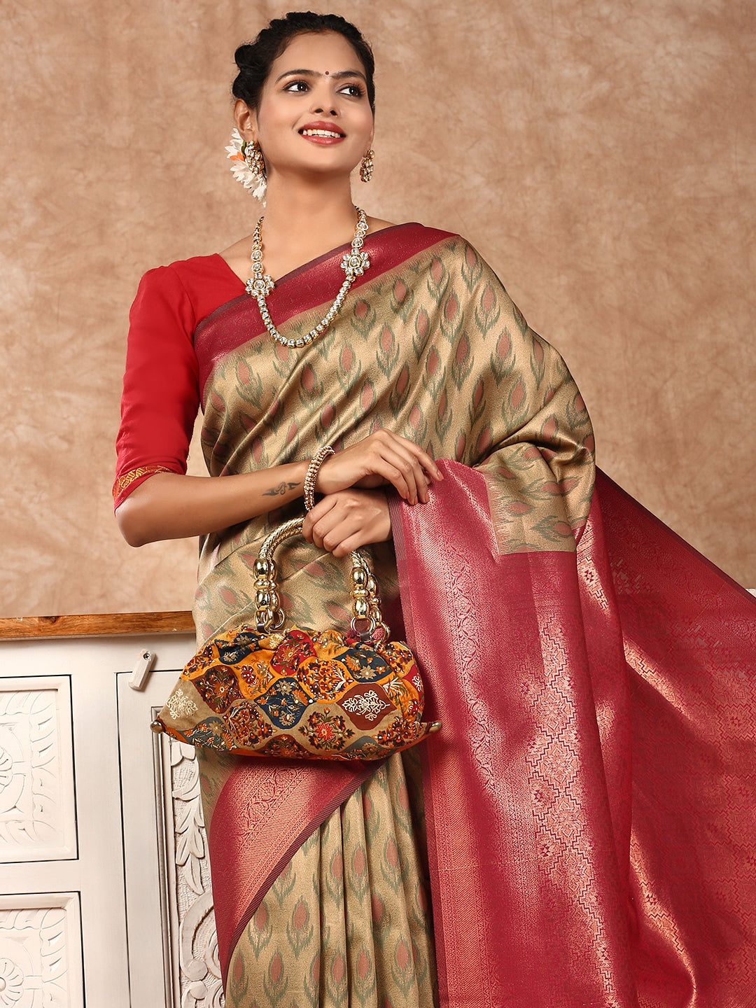 Women Semi Silk Saree Green SS163