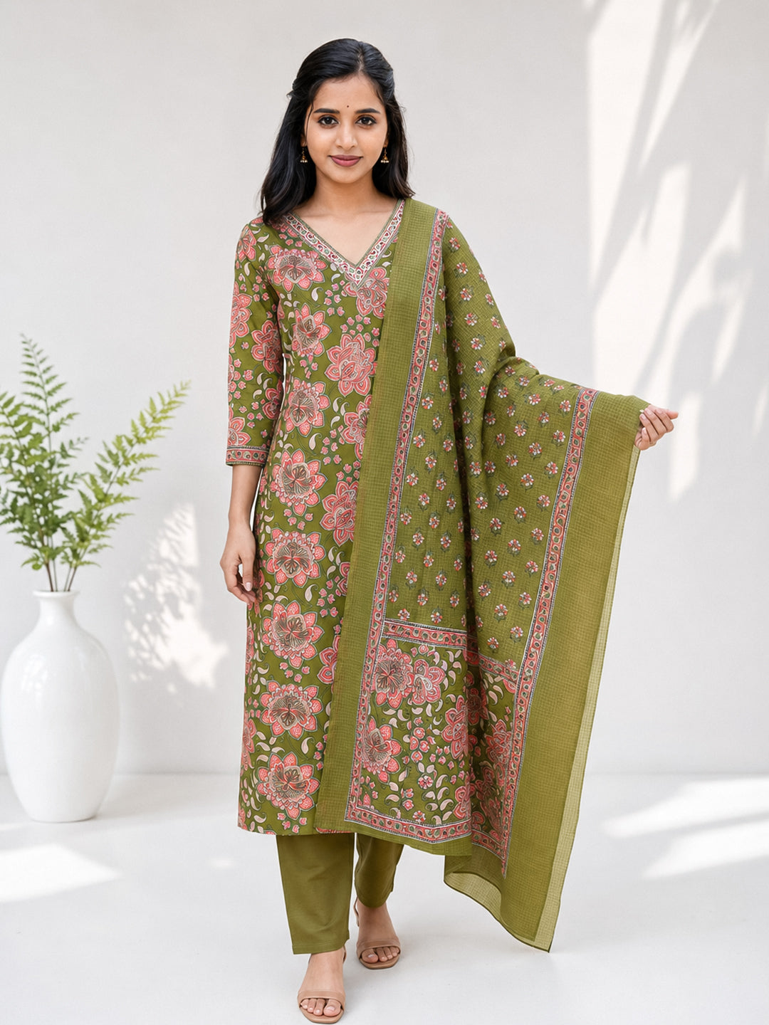 Women Embroidered Lime Green Kurti Set EKS144