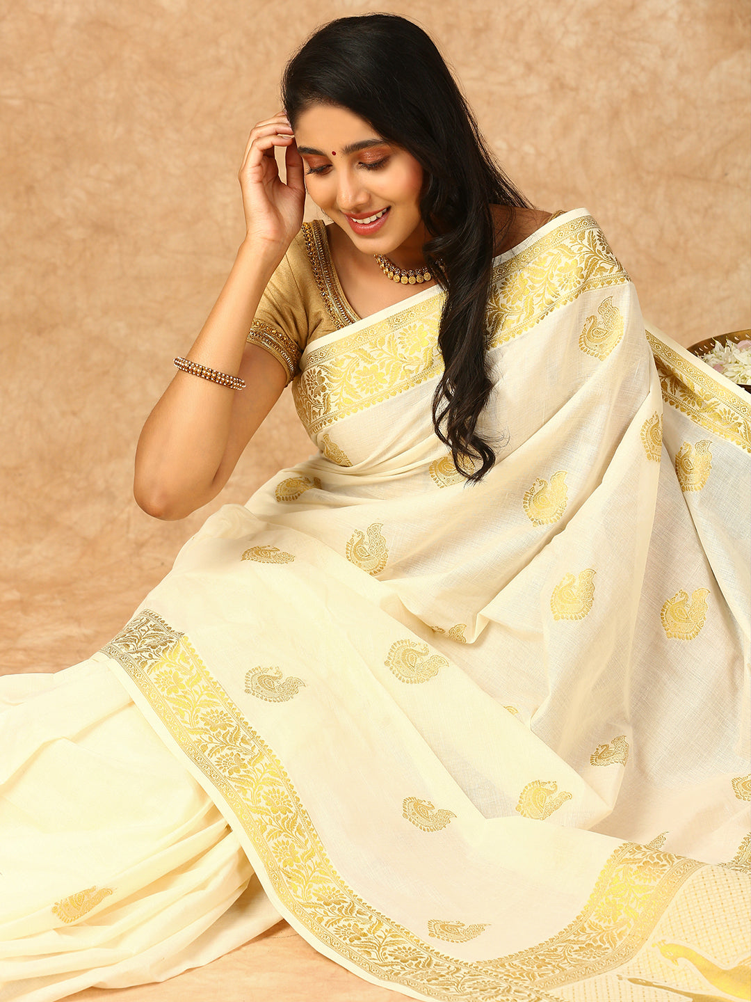 Women Kerala Cream Tissue Saree KS155