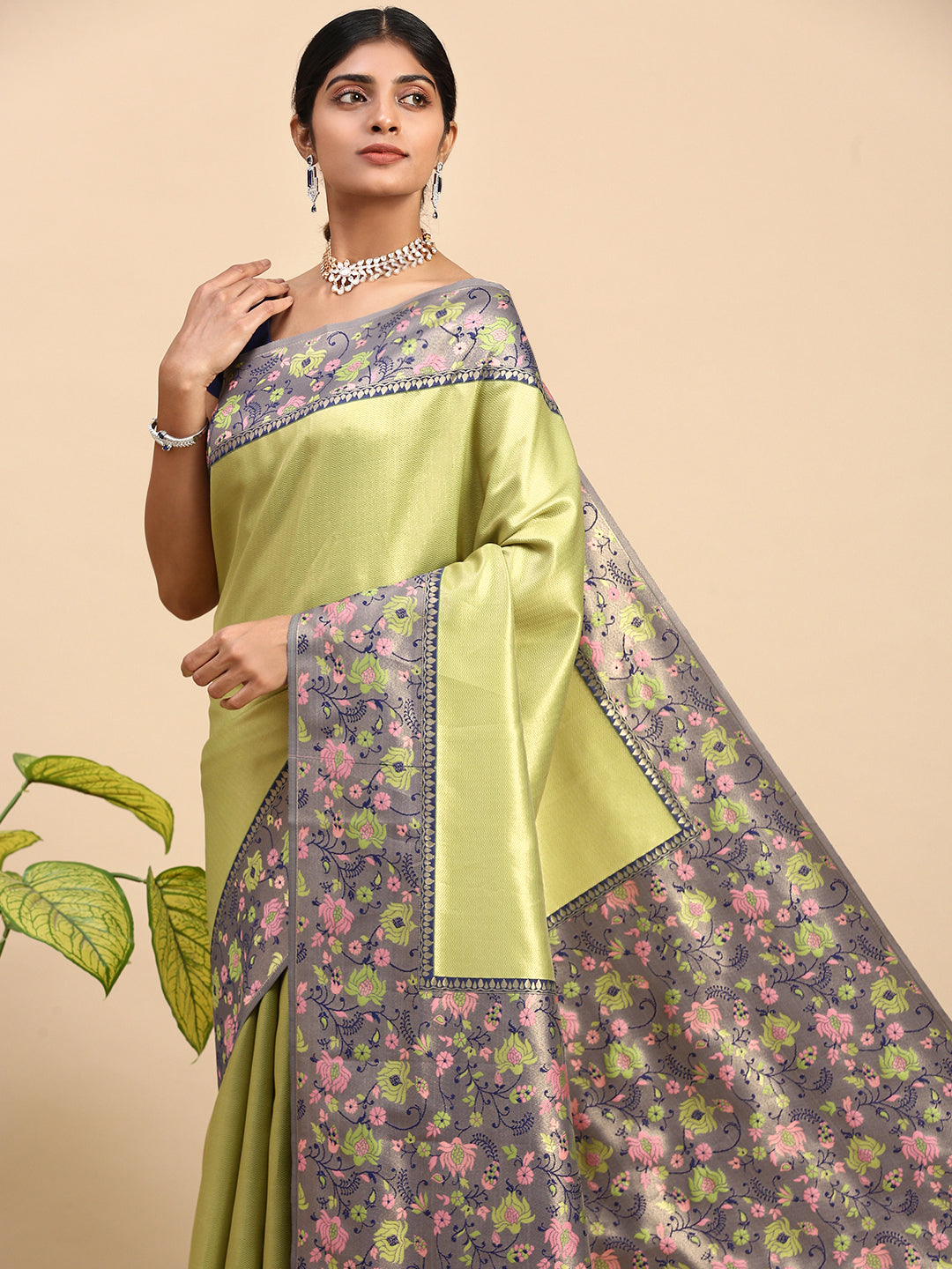 Women Semi Silk Tissue Weaving Saree Green SS277