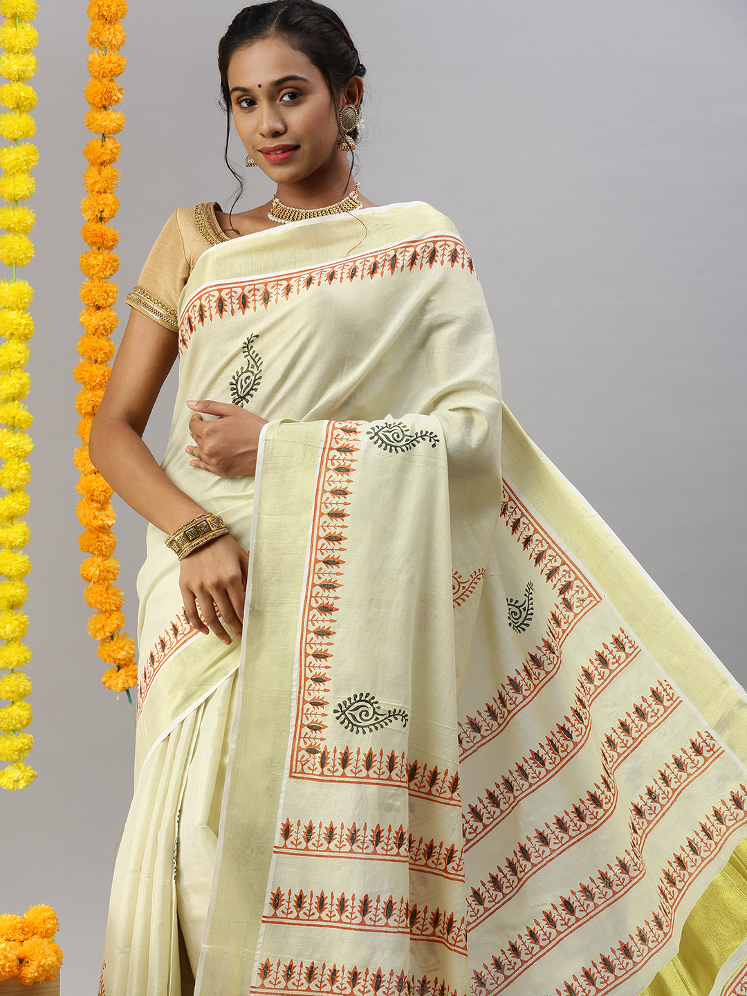 Womens Kerala Tissue Printed Gold Jari Border Saree OKS26-Side view