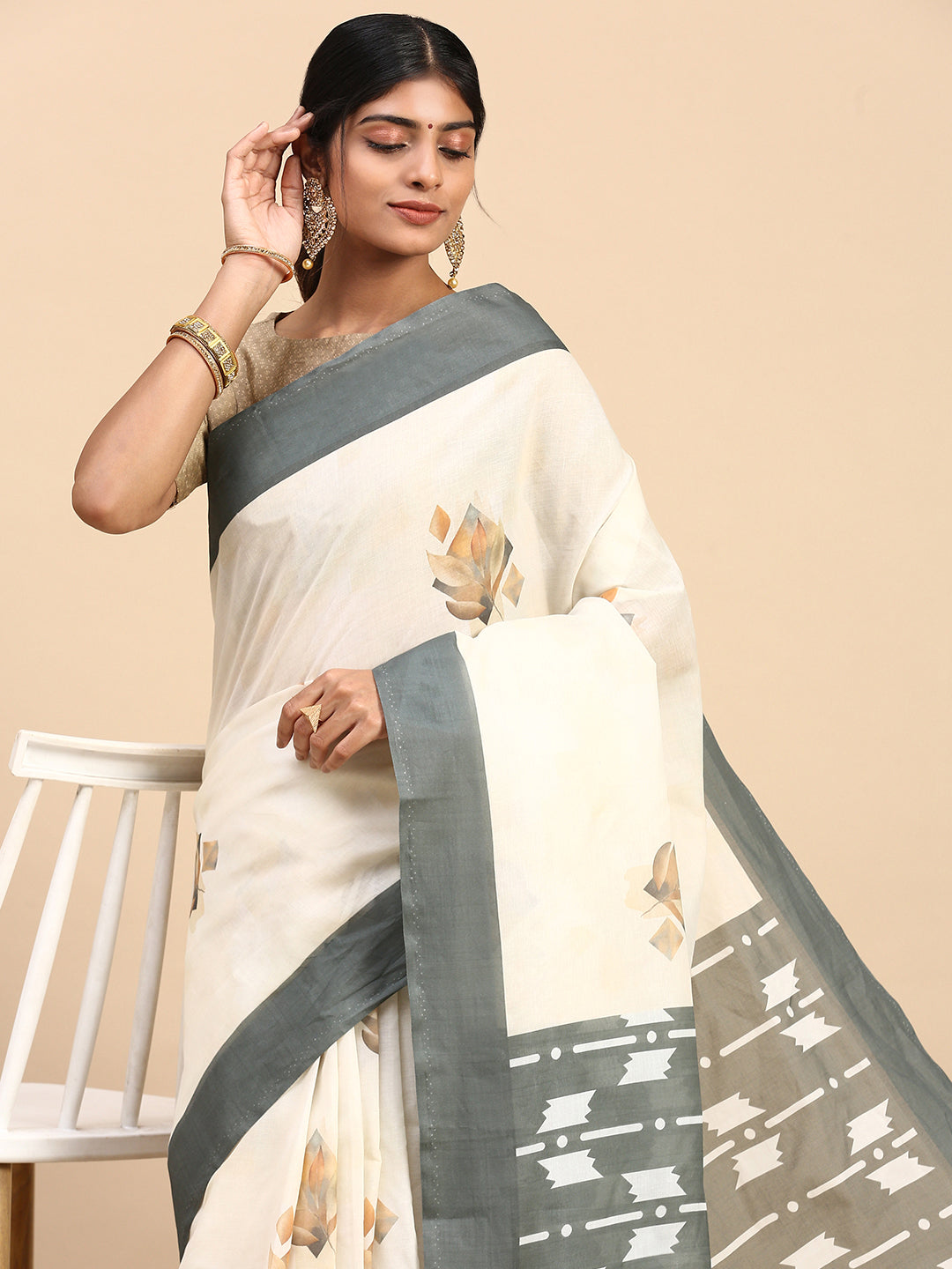 Women Organic Cotton Saree White PCS110