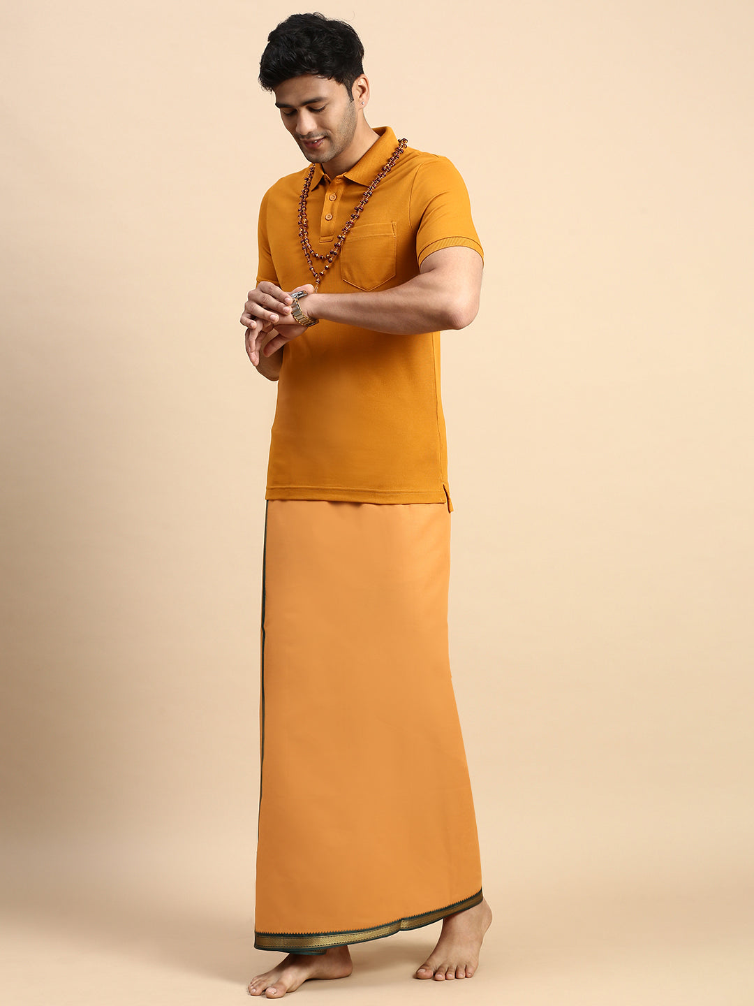 Men Devotional Mayilkhan Border Dhoti & TShirt Set Kaavi EP41