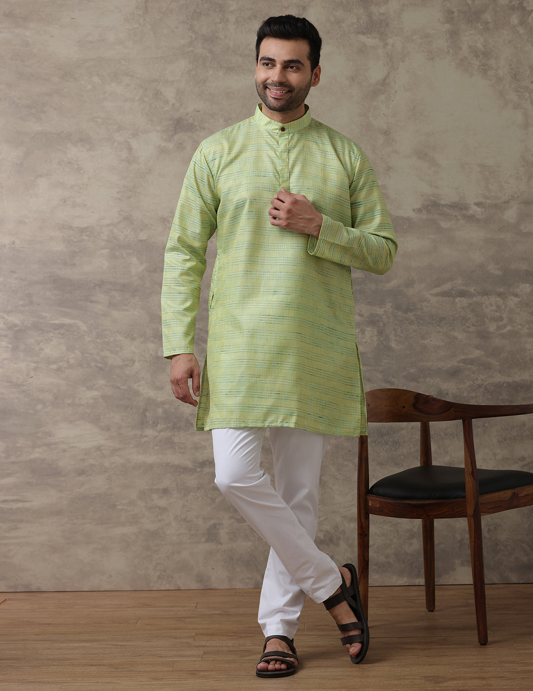 Men Medium Length Pocket Kurta Yellowish Green