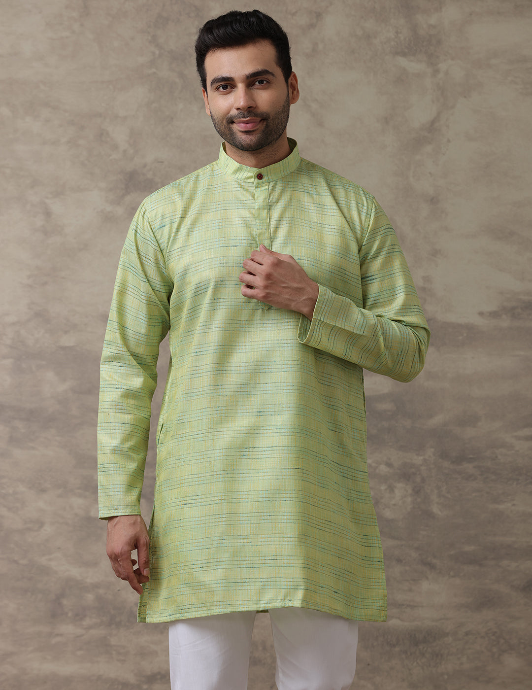 Men Medium Length Pocket Kurta Yellowish Green